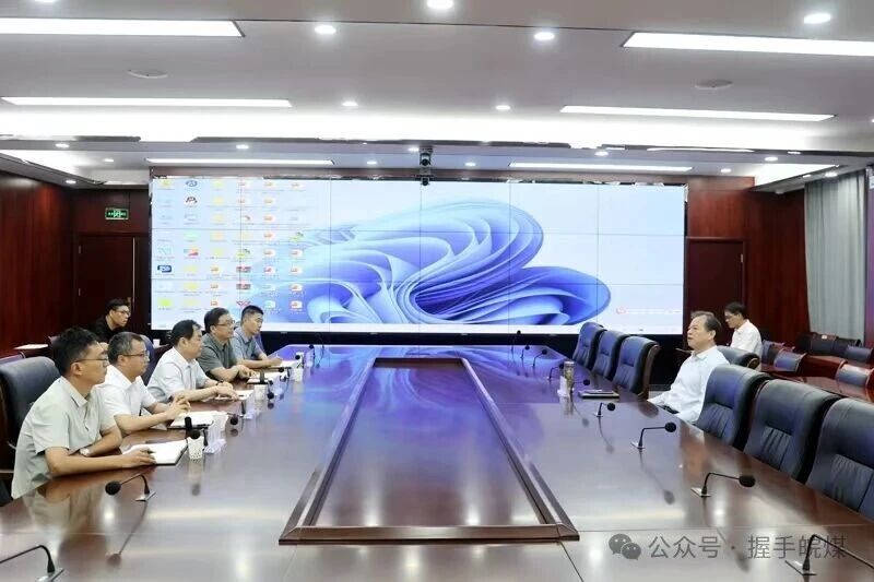 楊林在恒源煤礦調(diào)研時(shí)強(qiáng)調(diào)：以過(guò)硬作風(fēng)推動(dòng)各項(xiàng)工作落實(shí)落地